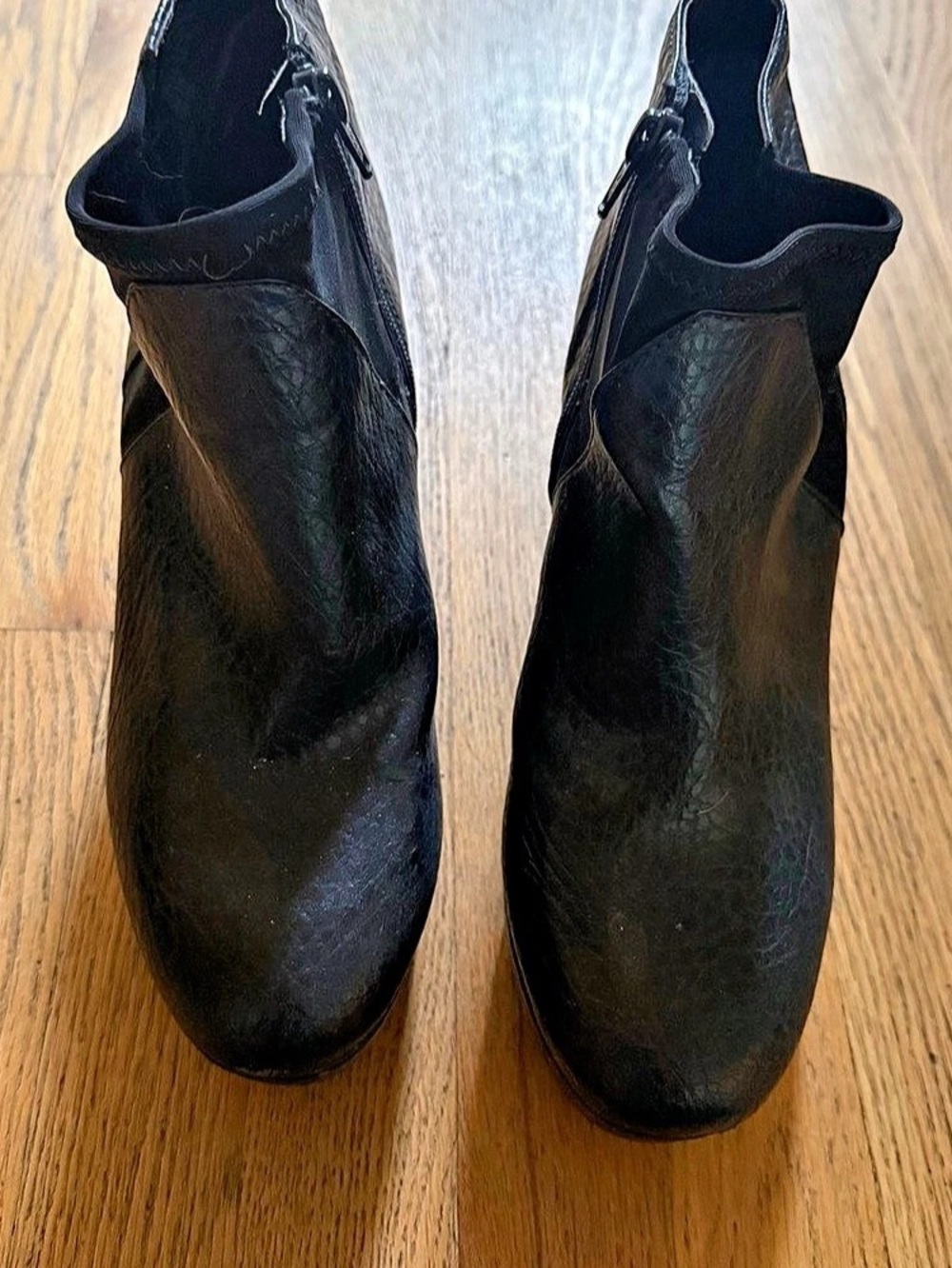 Simply Vera Vera Wang Black Wedge Ankle Booties Side Zip Size 10